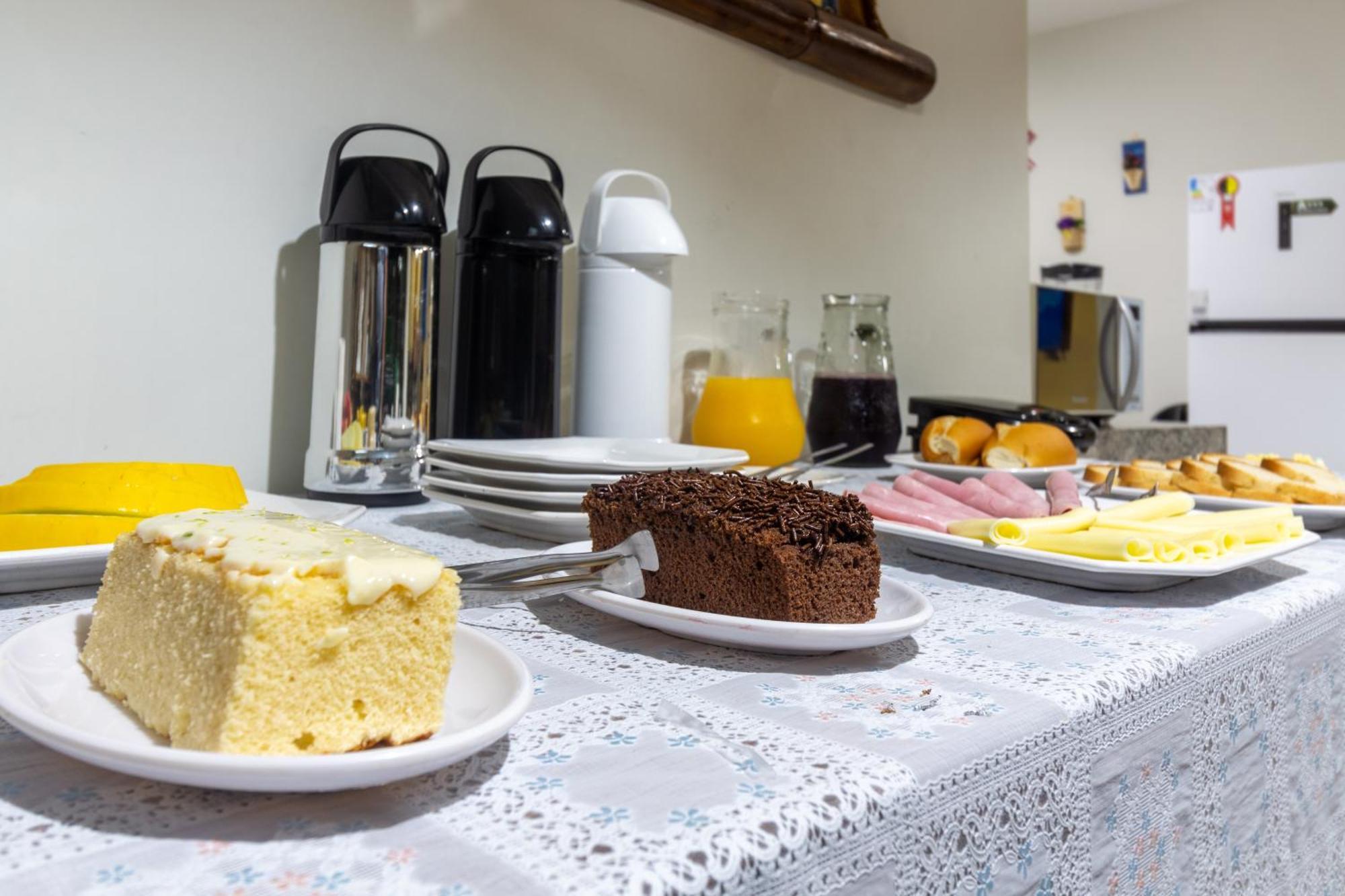 Acomodação com café da manhã  4 Anjinhos Porto Seguro